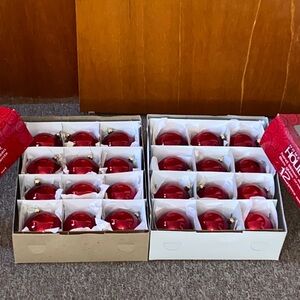 ❤️EUC Hand Blown European 8cm Glass Christmas Ornaments - Bundle of 24 w/Hooks